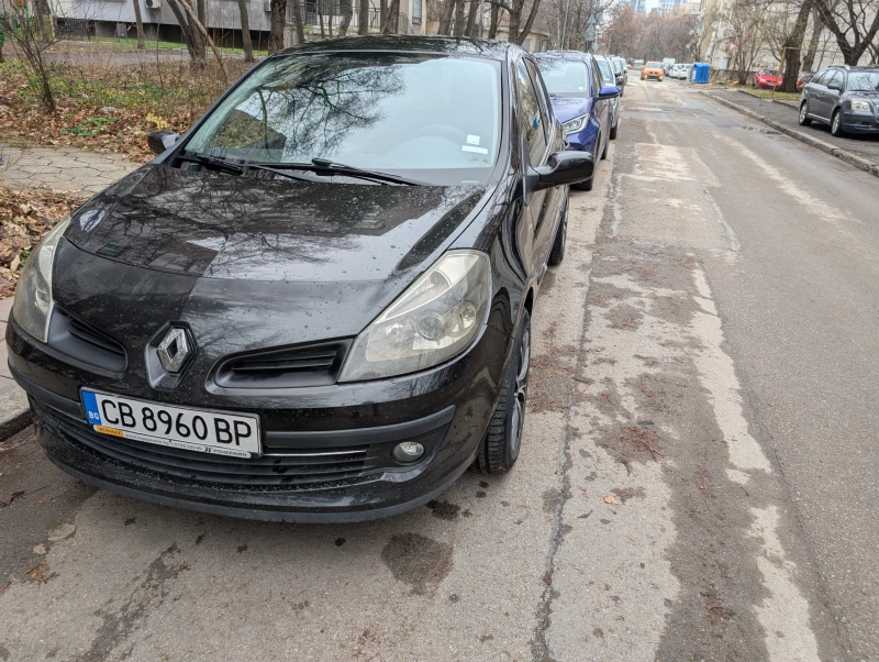 Renault Clio Clio 3, снимка 3 - Автомобили и джипове - 48285121