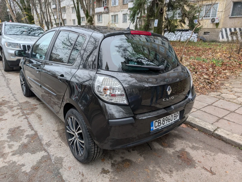 Renault Clio Clio 3, снимка 5 - Автомобили и джипове - 48285121