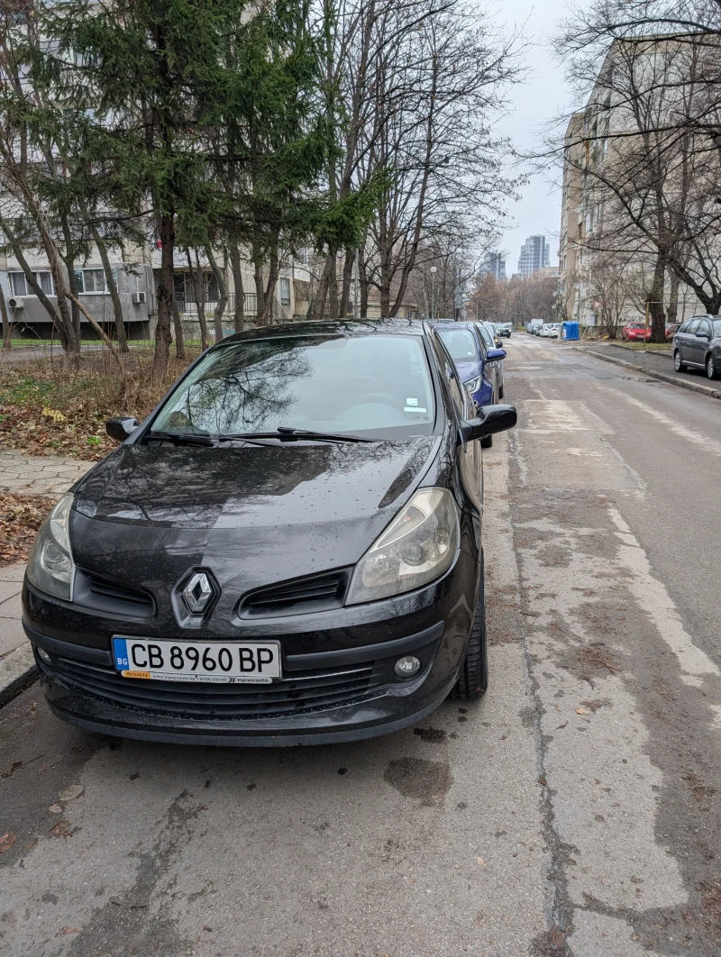 Renault Clio Clio 3, снимка 2 - Автомобили и джипове - 48285121