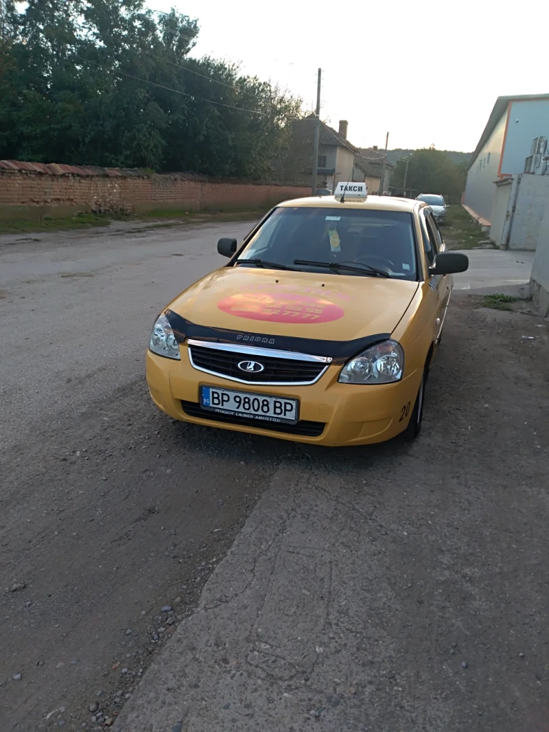 Lada Priora, снимка 1 - Автомобили и джипове - 48672215