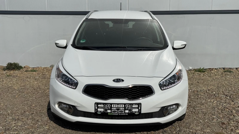 Kia Ceed 1.4 MPi &#127463;&#127466;, снимка 2 - Автомобили и джипове - 49458206