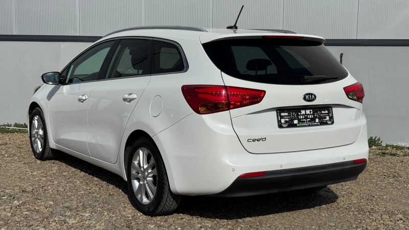 Kia Ceed 1.4 MPi &#127463;&#127466;, снимка 7 - Автомобили и джипове - 49458206