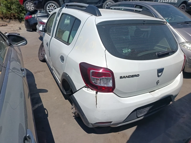 Dacia Sandero 0.9t, снимка 2 - Автомобили и джипове - 51040345