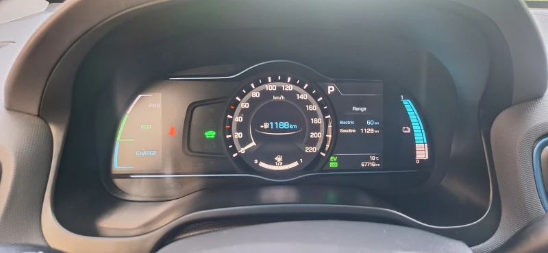 Hyundai Ioniq, снимка 7 - Автомобили и джипове - 51716703