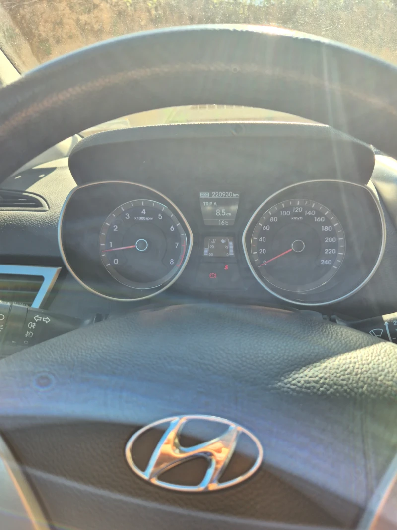 Hyundai I30 1.4, снимка 11 - Автомобили и джипове - 51964362