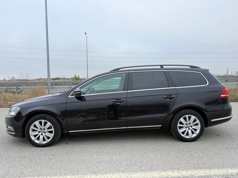 VW Passat 2.0 TDI / AVTOMAT / NAVI / PARKTRONIC / AVTOPILOT, снимка 4 - Автомобили и джипове - 52860648