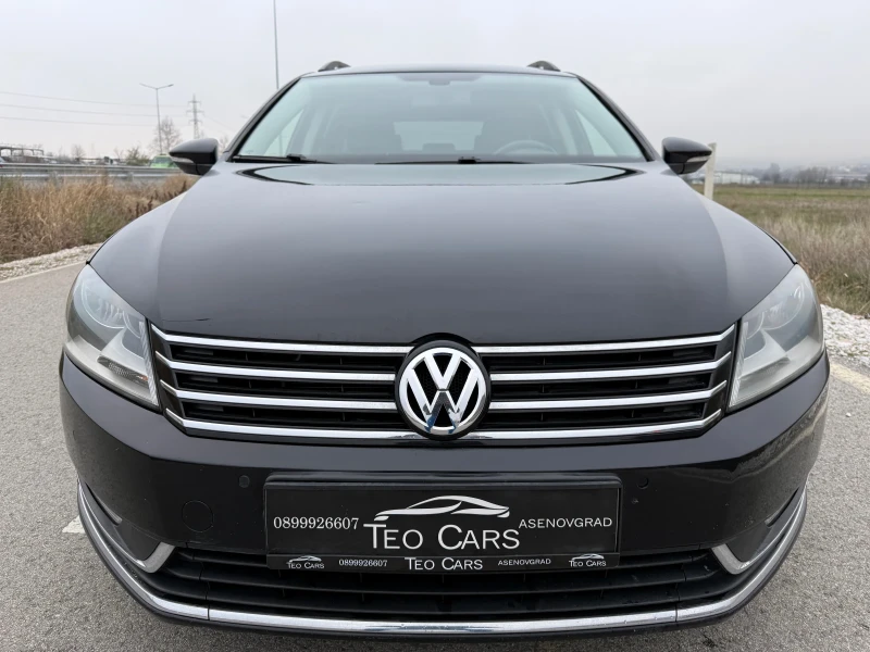 VW Passat 2.0 TDI / AVTOMAT / NAVI / PARKTRONIC / AVTOPILOT, снимка 2 - Автомобили и джипове - 52860648