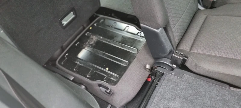 Ford Galaxy 2.0 140 дизел 7 места, снимка 8 - Автомобили и джипове - 53446240