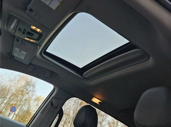 Toyota Sienna 2, 5 hibrid, снимка 9 - Автомобили и джипове - 52816264