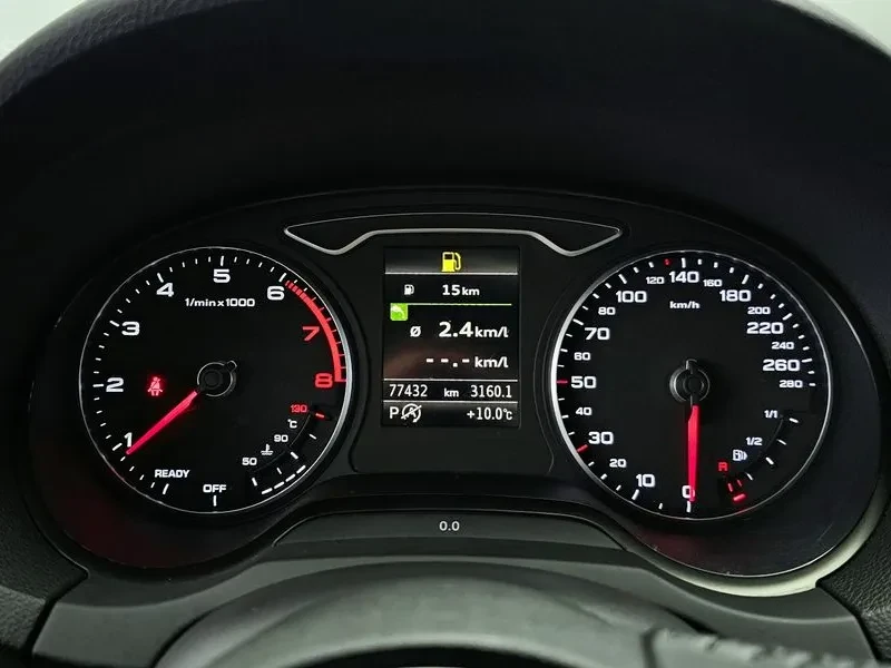 Audi A3 2.0 TFSI, снимка 8 - Автомобили и джипове - 54135485