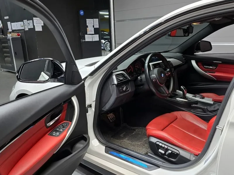 BMW 330 (F30) 330I M Sports, снимка 11 - Автомобили и джипове - 55123844