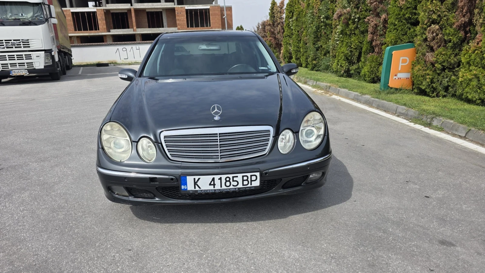 Mercedes-Benz E 220, снимка 1