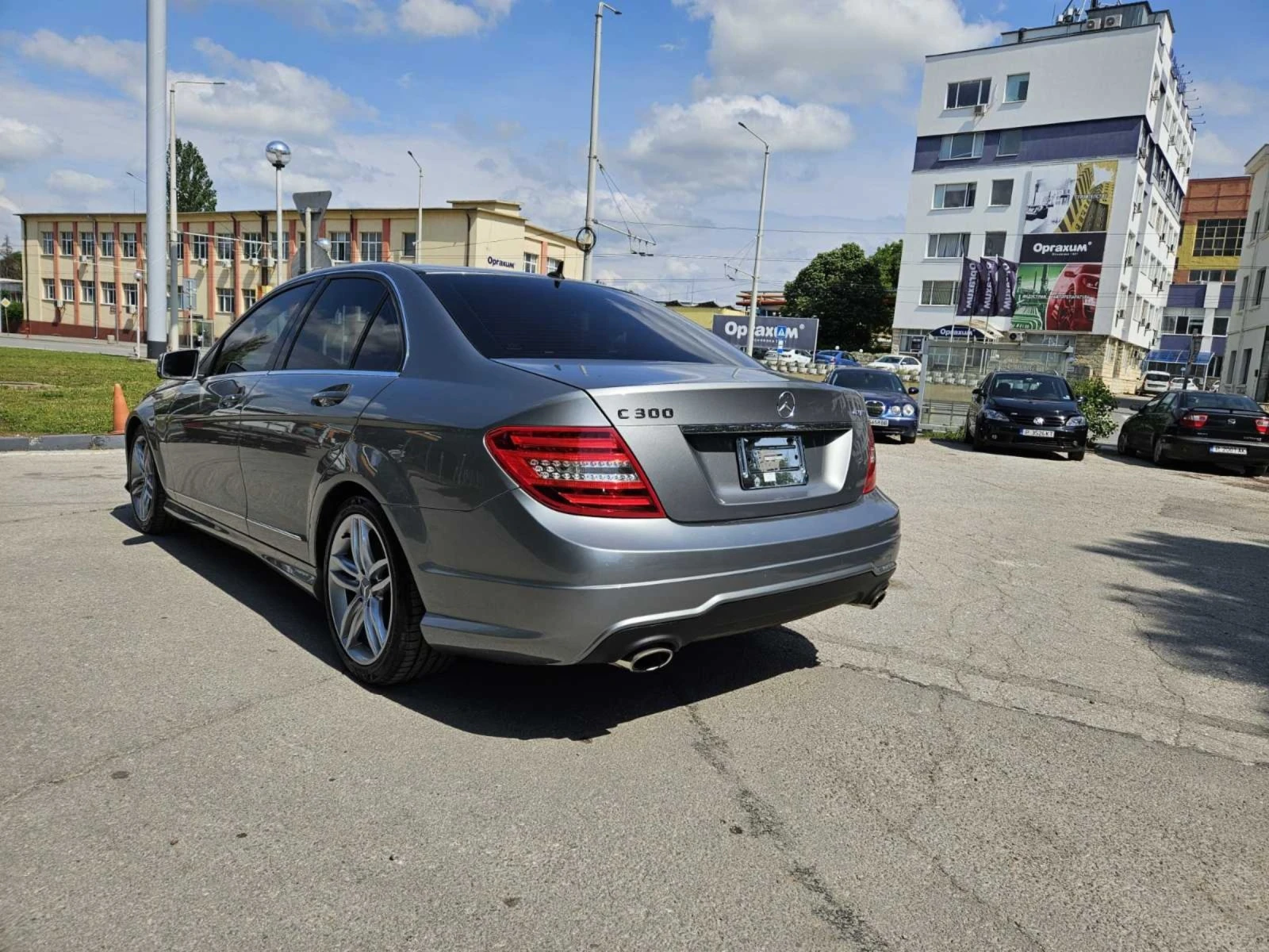 Mercedes-Benz C 300 AMG 4 MATIC - изображение 6