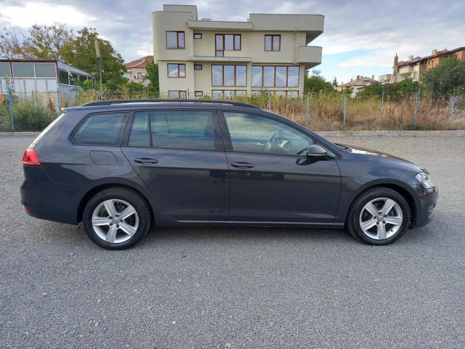 VW Golf 1.2tsi 105ps - изображение 3