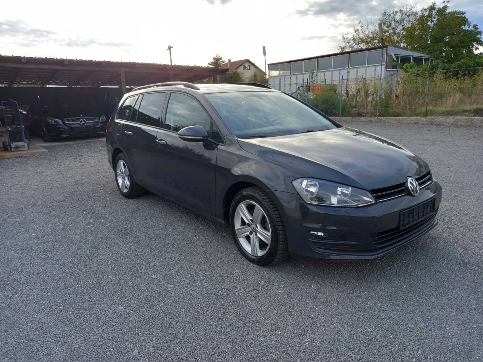 VW Golf 1.2tsi 105ps - изображение 2