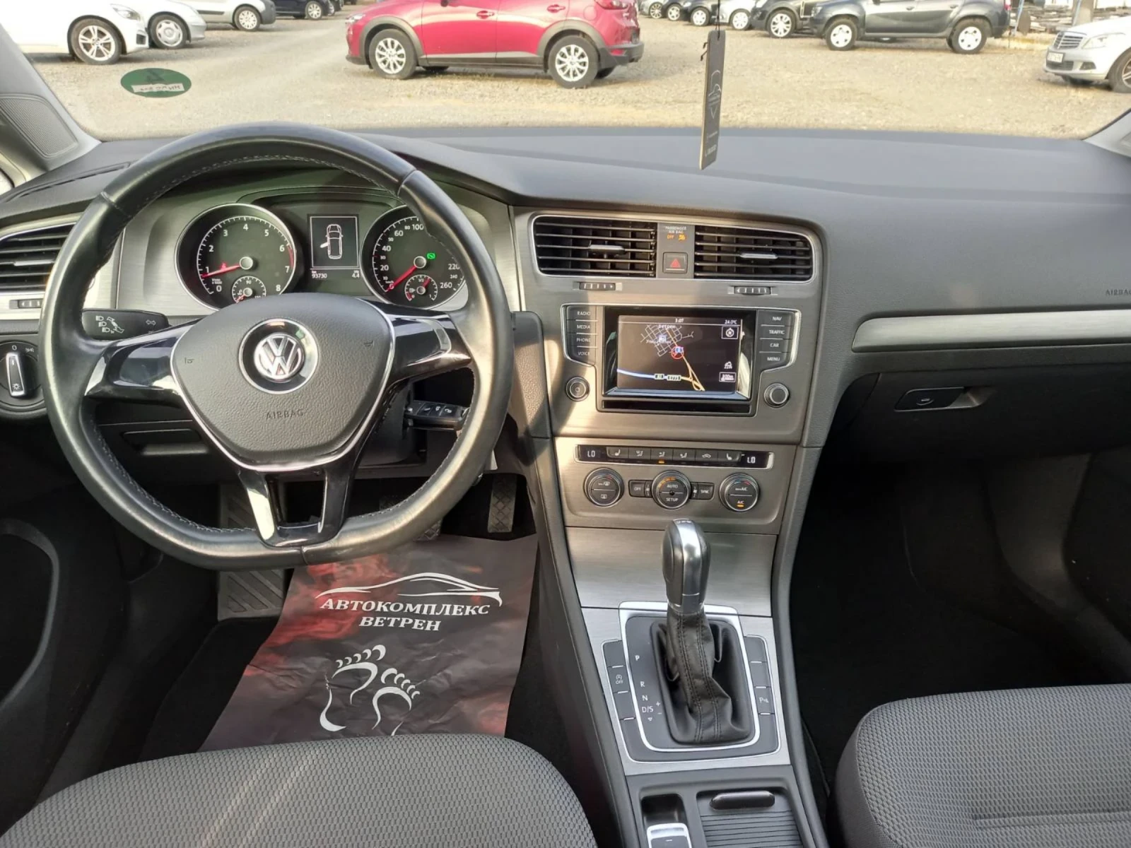VW Golf 1.2tsi 105ps | Mobile.bg — изображение 15