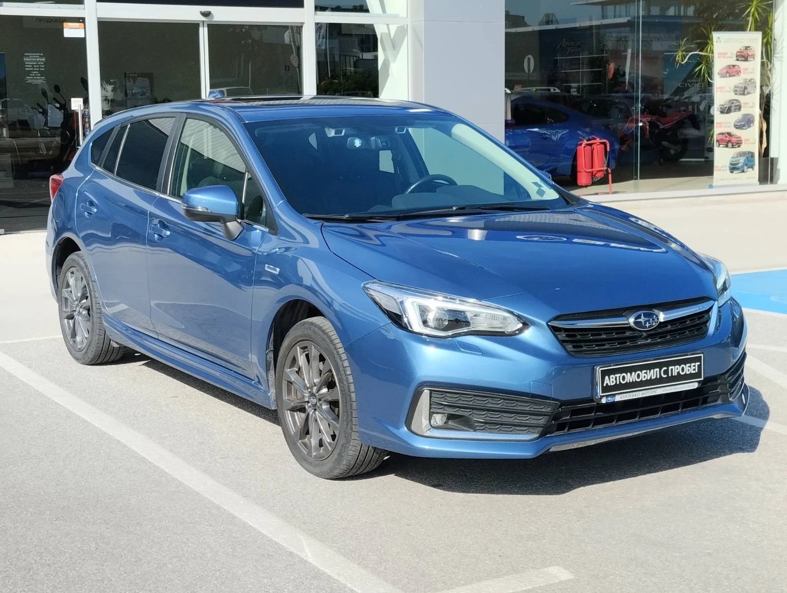 Subaru Impreza 2.0 E-BOXER  AWD CVT PREMIUM - изображение 4