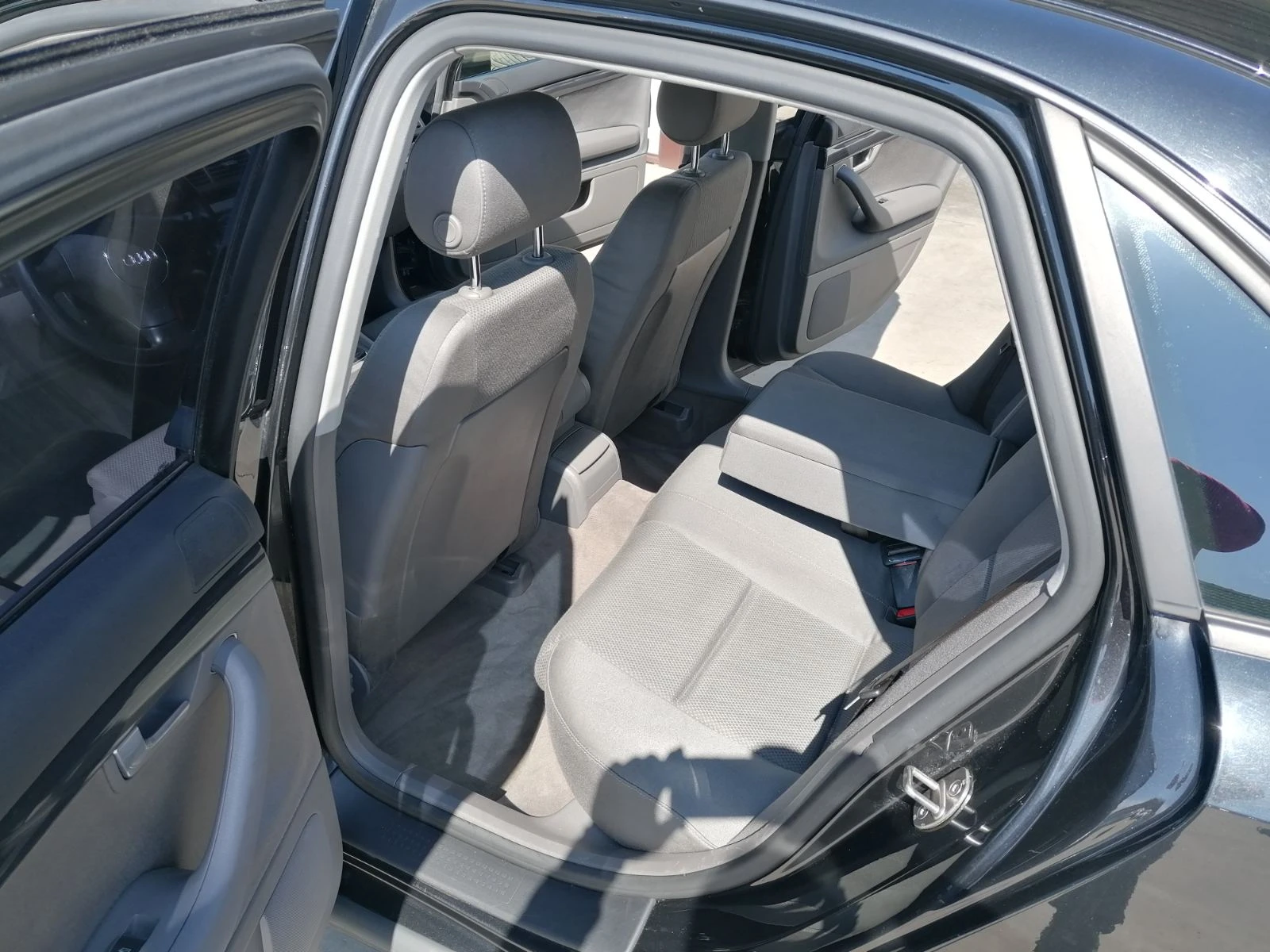 Audi A4 1.8T 150�.�. ��������� | Mobile.bg � ����������� 15