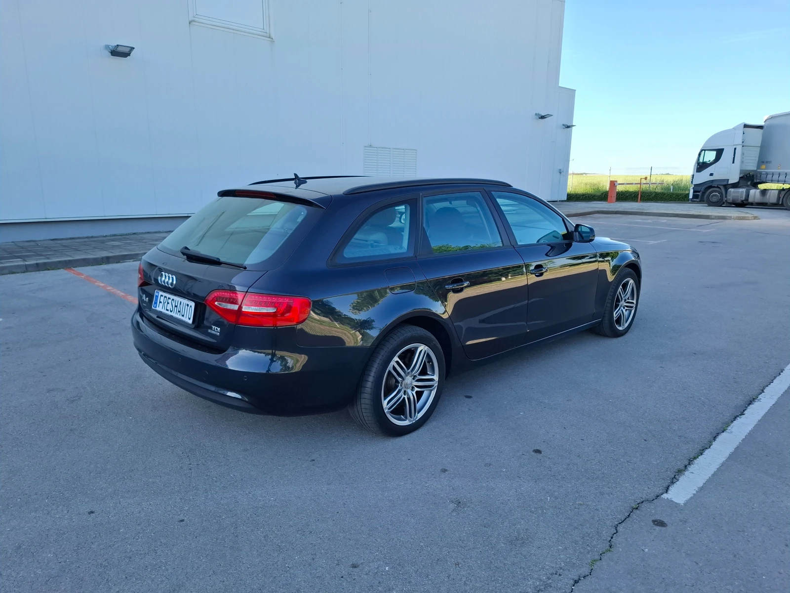 Audi A4 2.0tdi 4x4 Navi Кожа - изображение 5