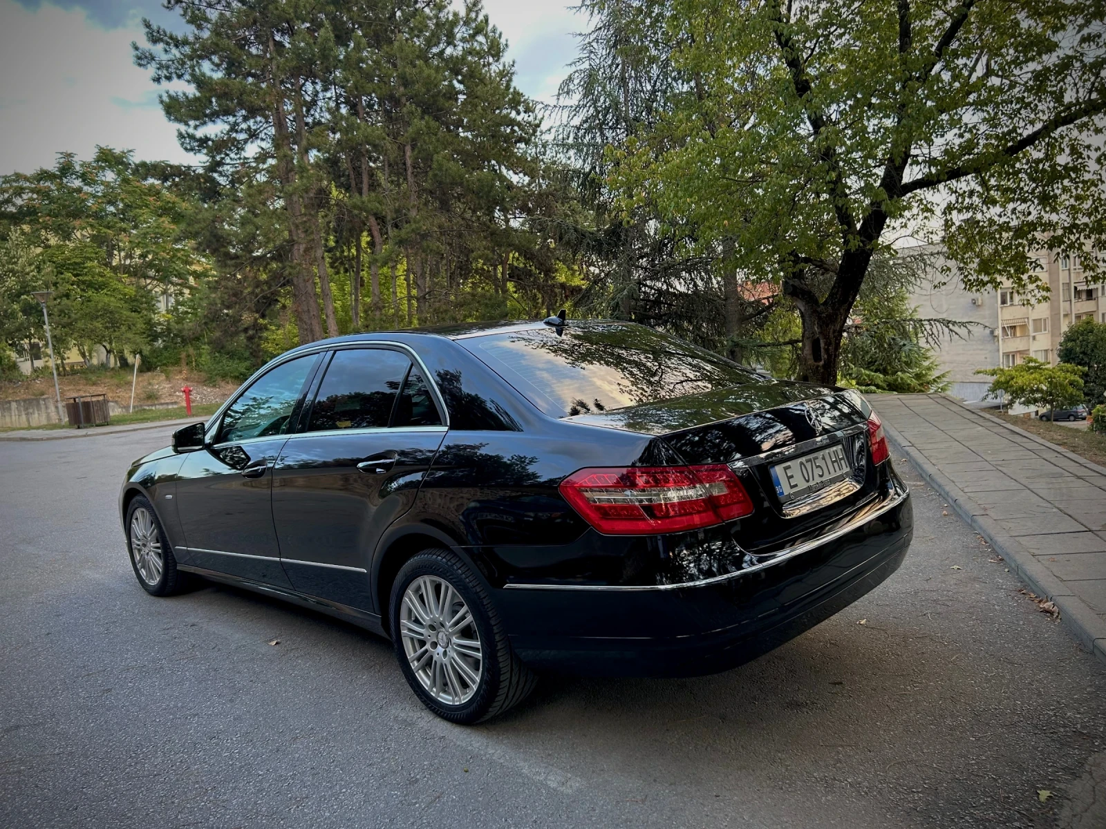 Mercedes-Benz E 250 Пакет - Elegance  - изображение 4