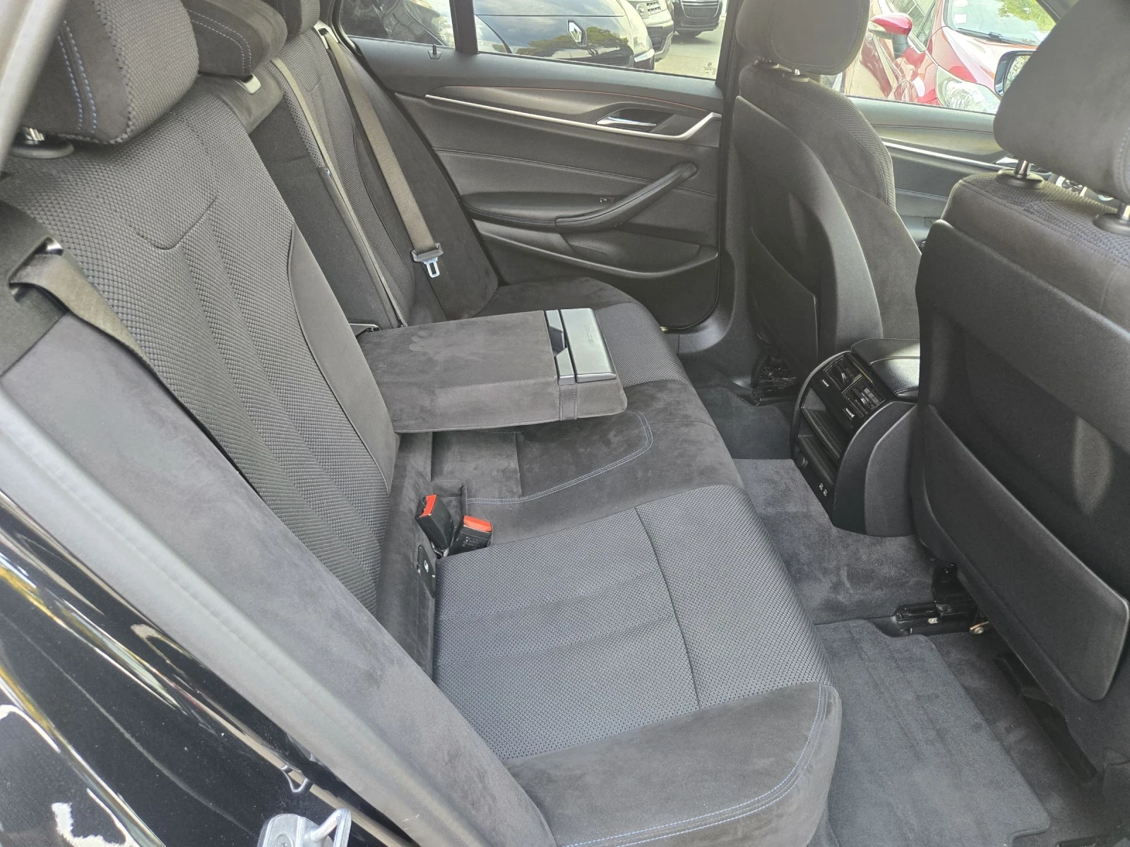 BMW 520 BMW Seria 5 G31 Touring LCI D 520d mhev 48V xdrive | Mobile.bg   12