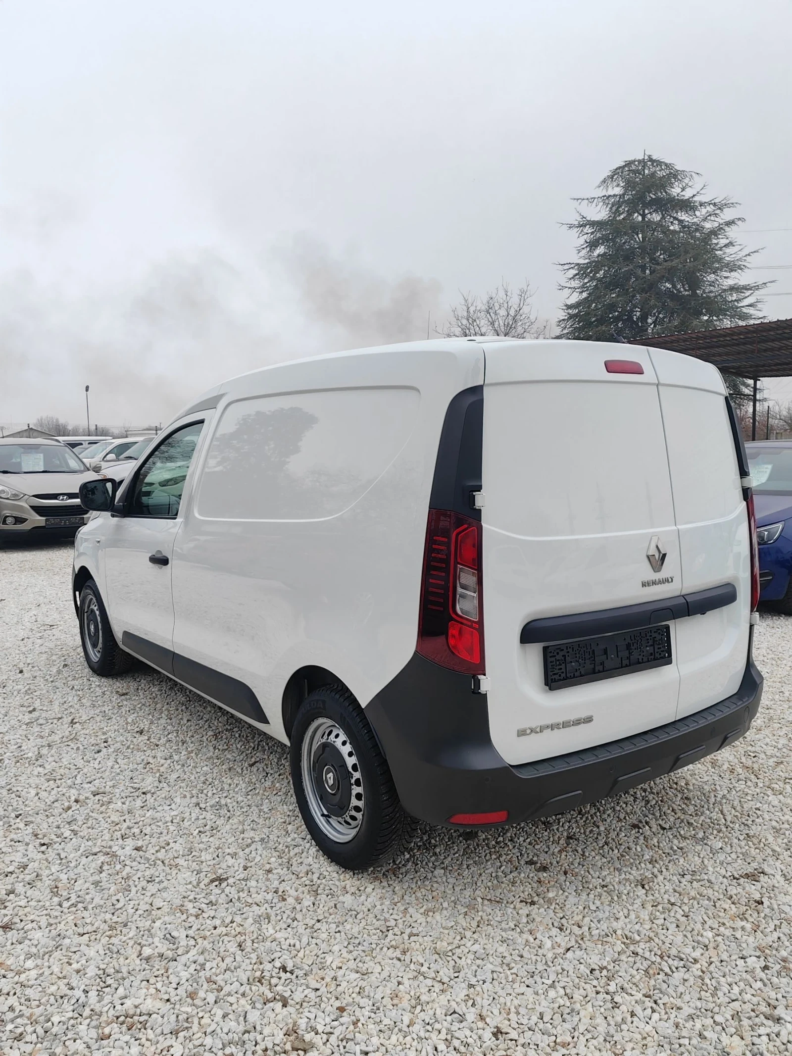 Renault Express 1.33, 102к.с. Люксембург  - изображение 4