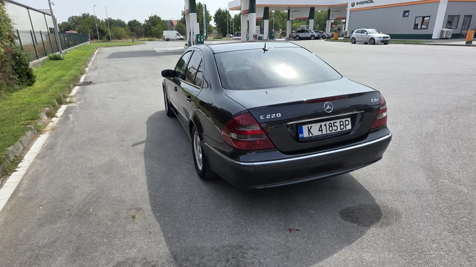 Mercedes-Benz E 220  - изображение 4
