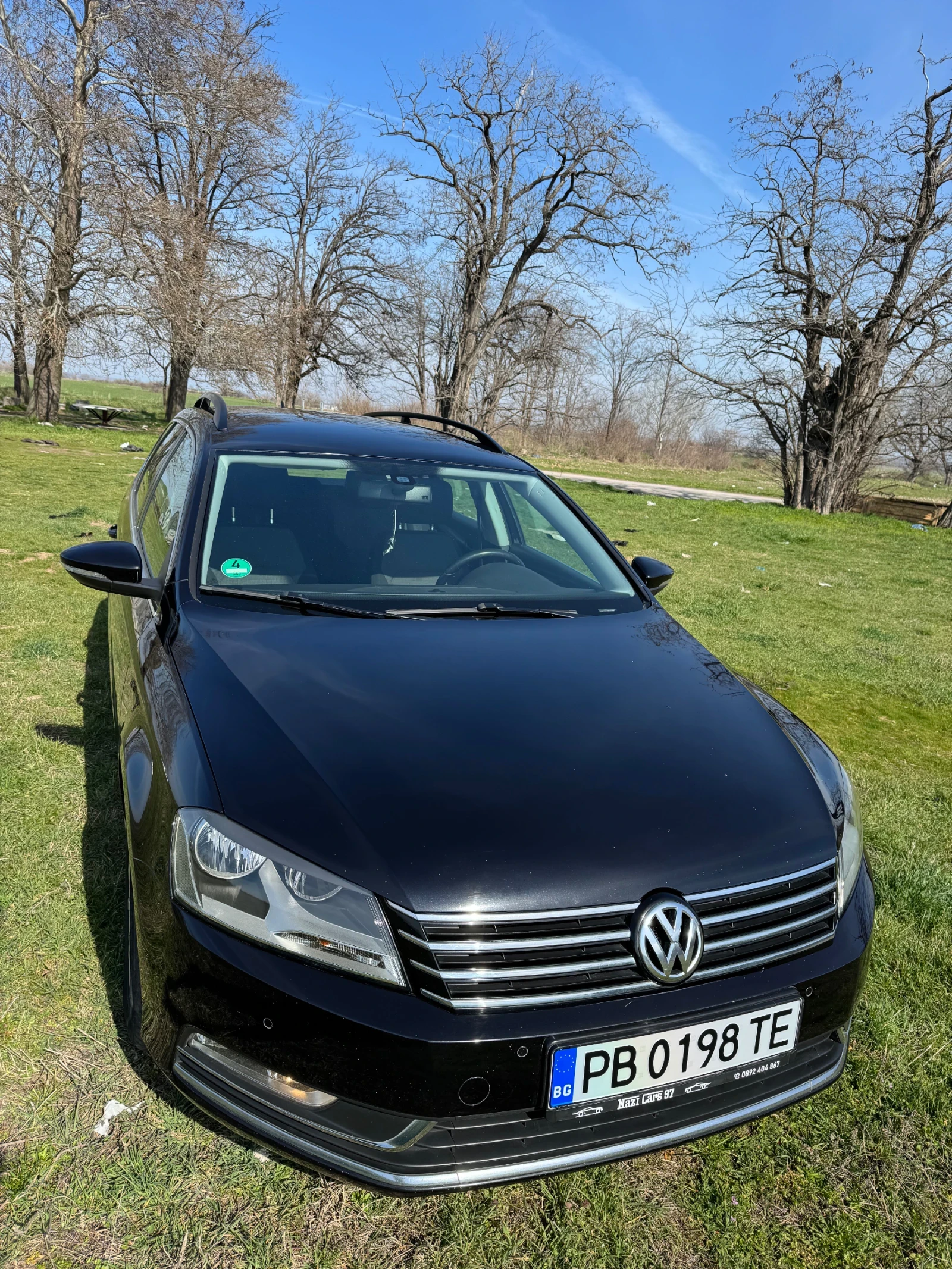 VW Passat 2.0 TDi 140ps ОБСЛУЖЕНА, снимка 2 - Автомобили и джипове - 53265547