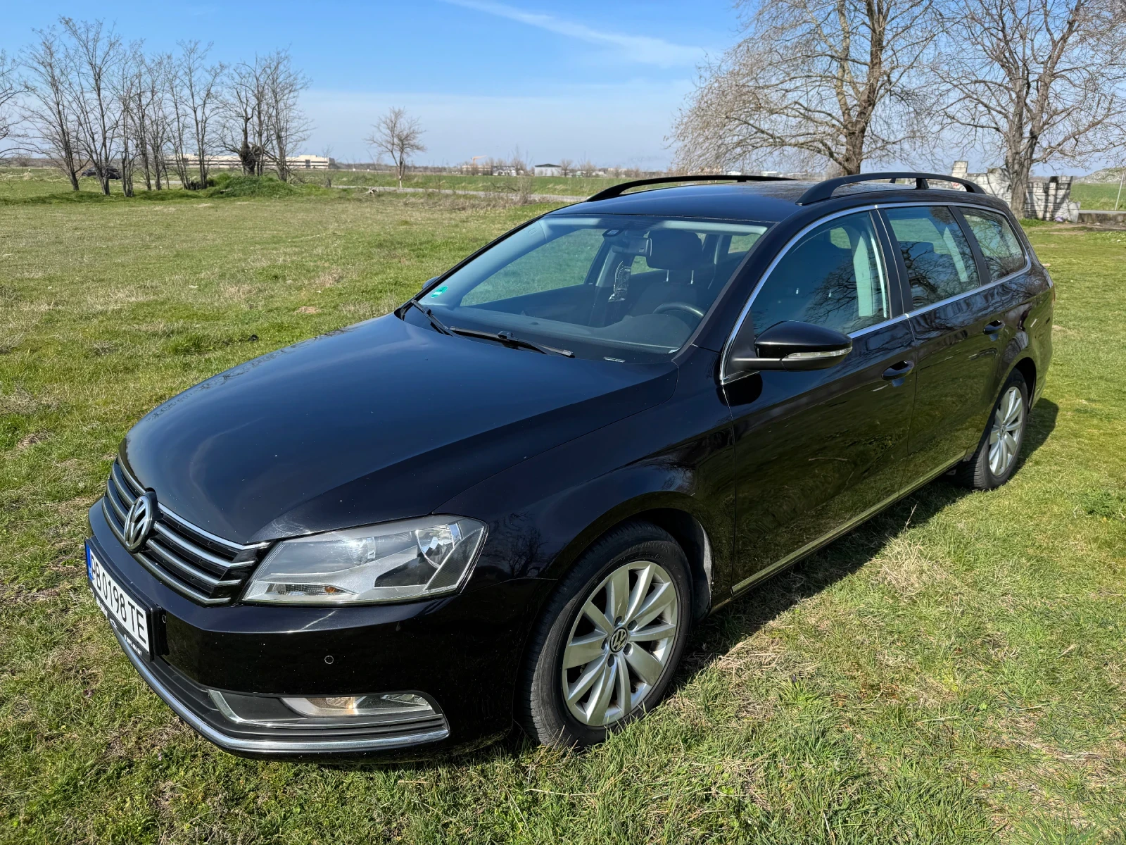 VW Passat 2.0 TDi 140ps ОБСЛУЖЕНА, снимка 5 - Автомобили и джипове - 53265547