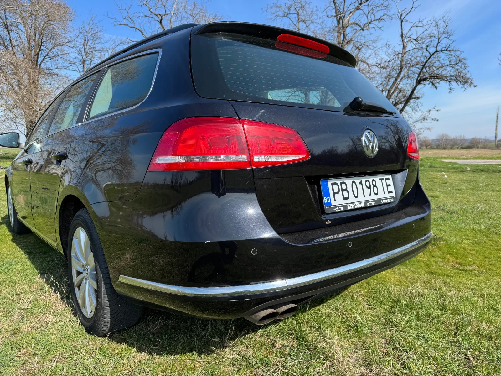 VW Passat 2.0 TDi 140ps ОБСЛУЖЕНА, снимка 8 - Автомобили и джипове - 53265547