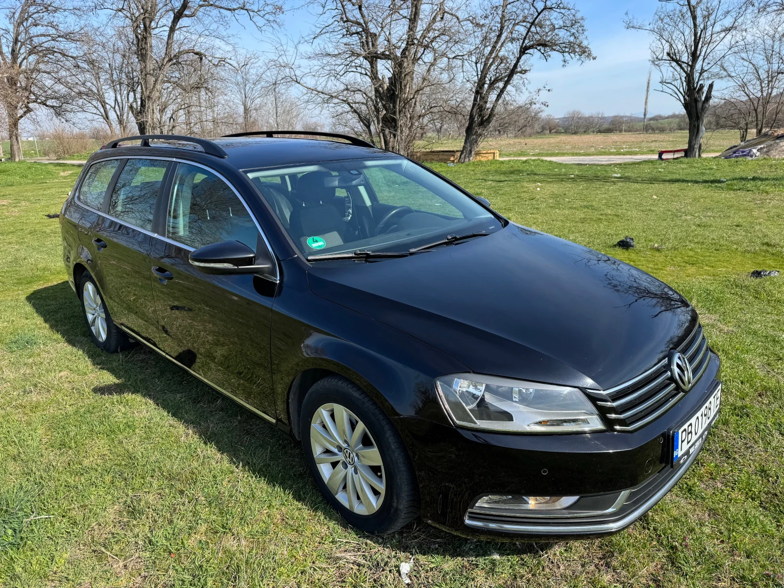 VW Passat 2.0 TDi 140ps ОБСЛУЖЕНА, снимка 3 - Автомобили и джипове - 53265547
