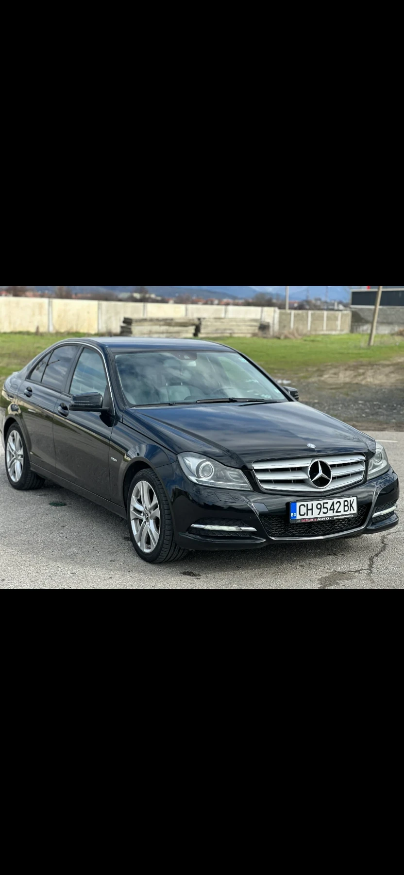 Mercedes-Benz C 220, снимка 2 - Автомобили и джипове - 54141494