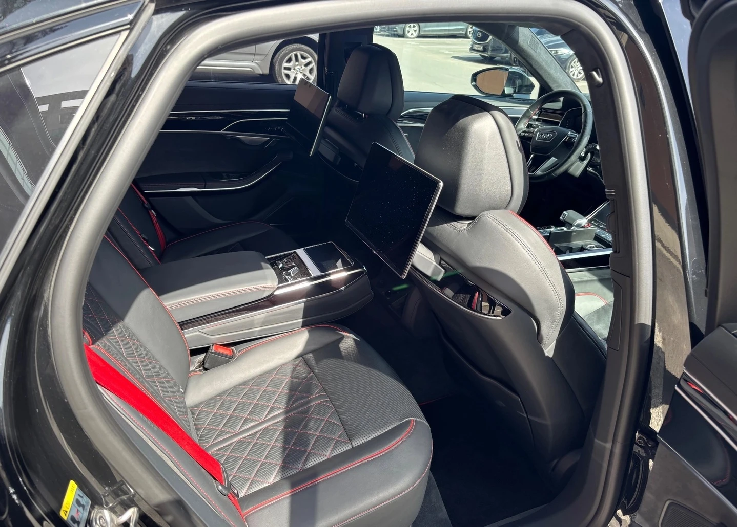 Audi S8 8-cylinder 4.0L, снимка 6 - Автомобили и джипове - 54250411