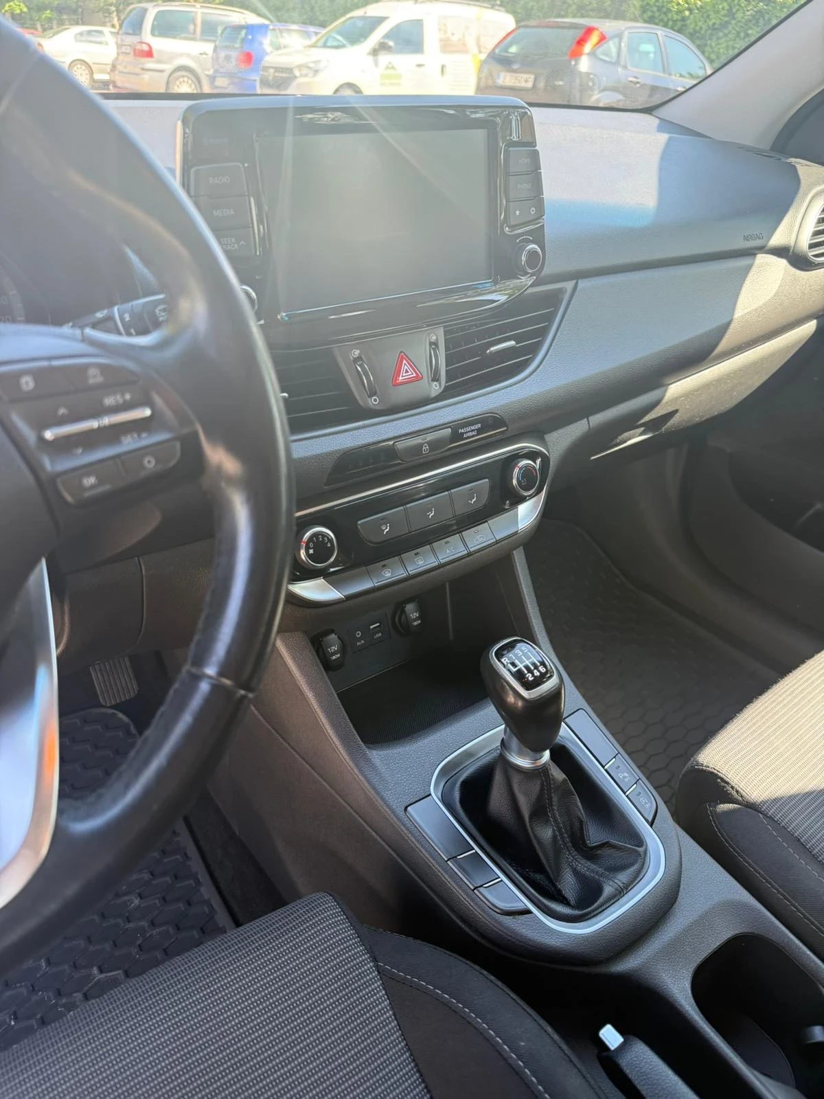 Hyundai I30 1, 6 CRDI, снимка 11 - Автомобили и джипове - 54294672