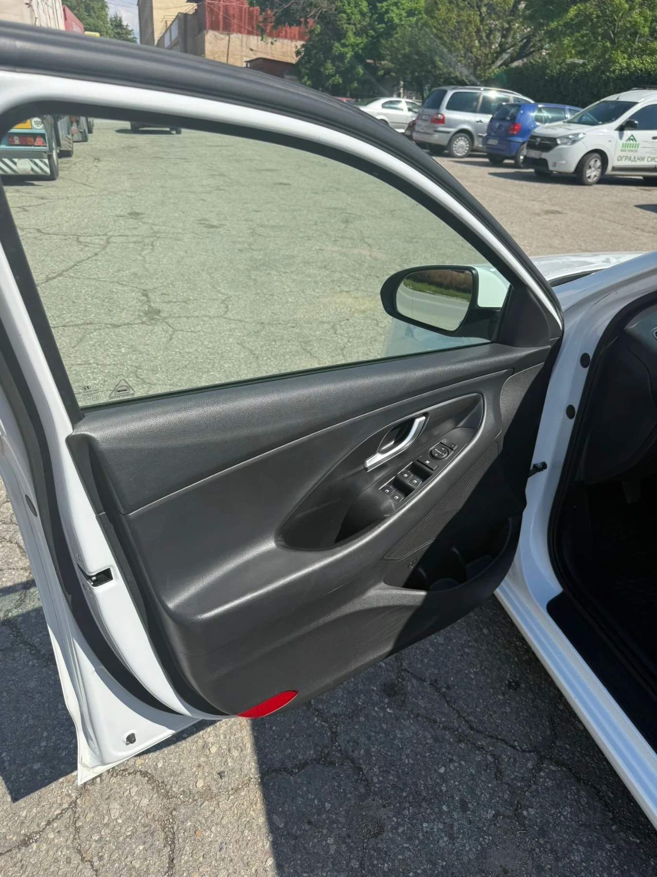 Hyundai I30 1, 6 CRDI, снимка 6 - Автомобили и джипове - 54294672