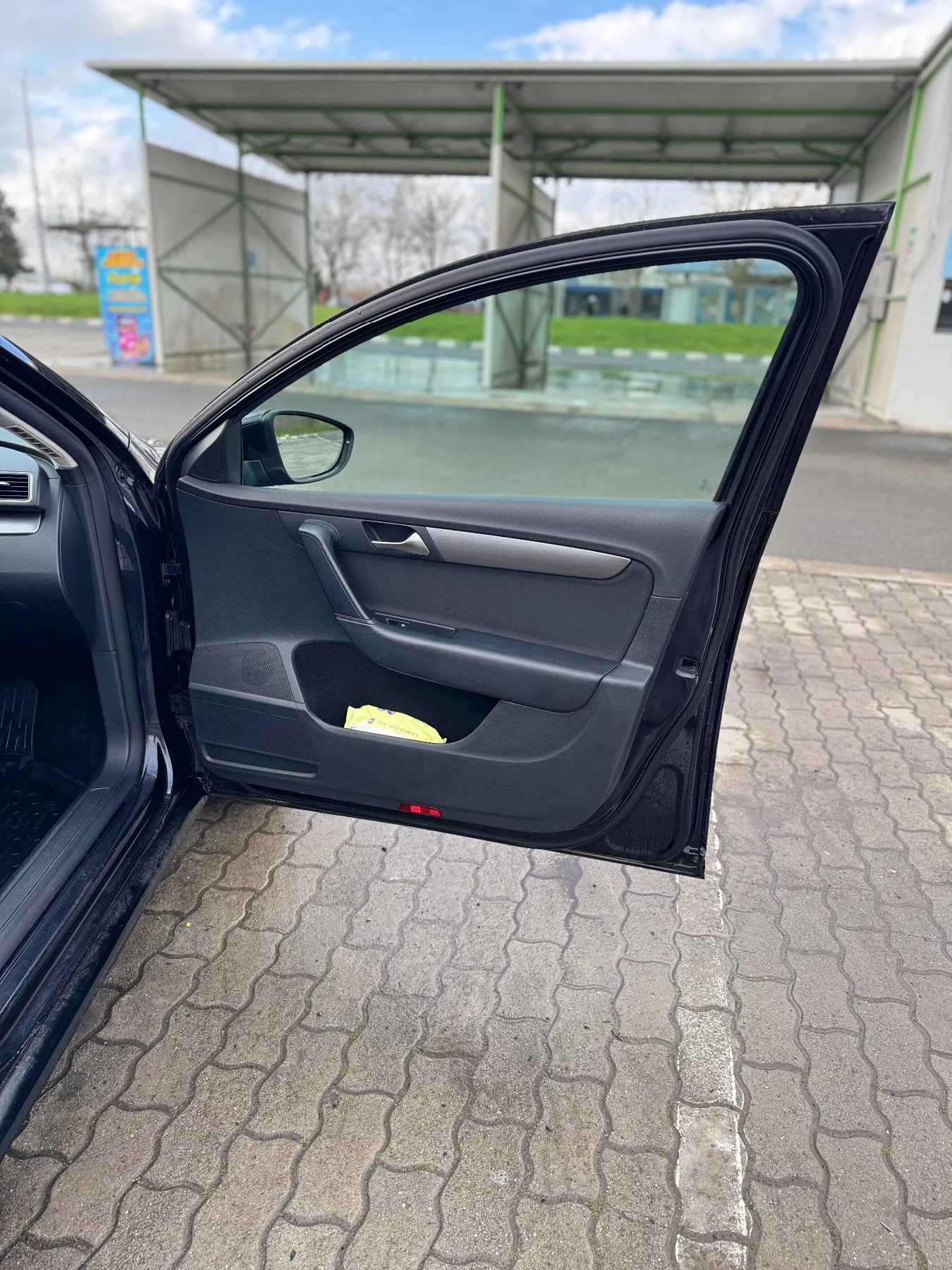 VW Passat 2.0TDI 140ks, снимка 7 - Автомобили и джипове - 54298083