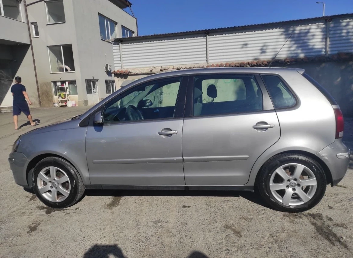 VW Polo, снимка 2 - Автомобили и джипове - 54378218