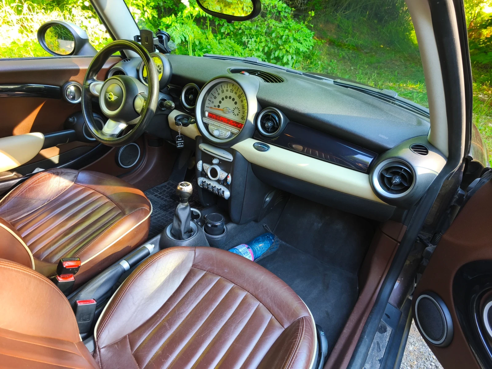 Mini Clubman 1.6D, снимка 3 - Автомобили и джипове - 54623376