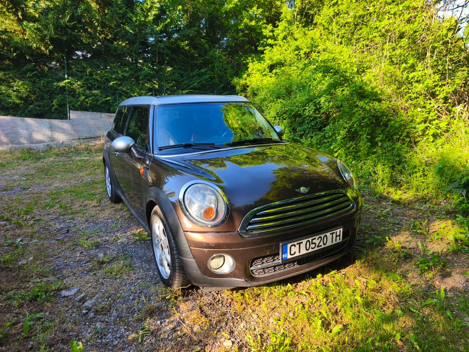 Mini Clubman 1.6D, снимка 2 - Автомобили и джипове - 54623376