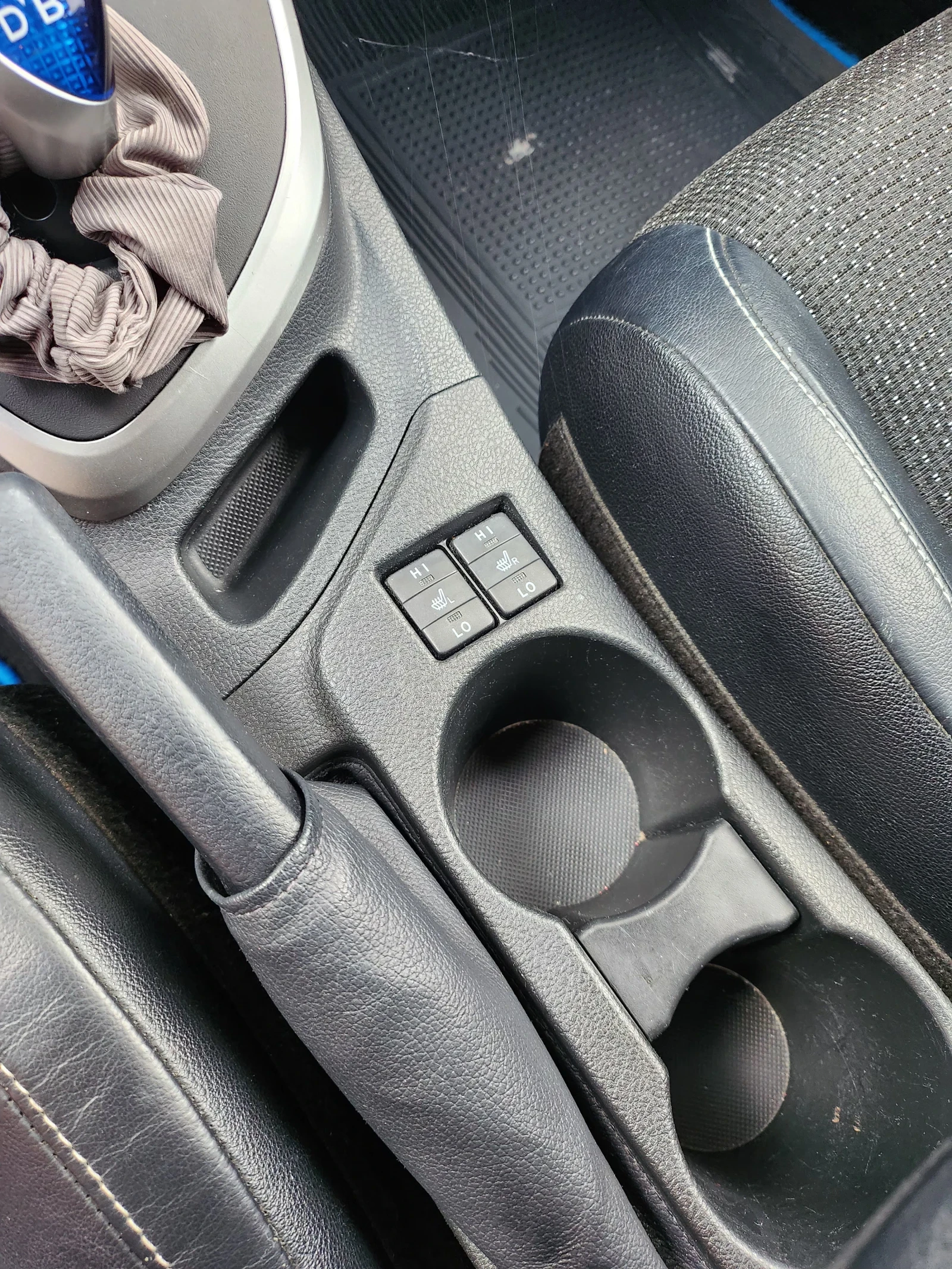 Toyota Auris, снимка 15 - Автомобили и джипове - 54697988