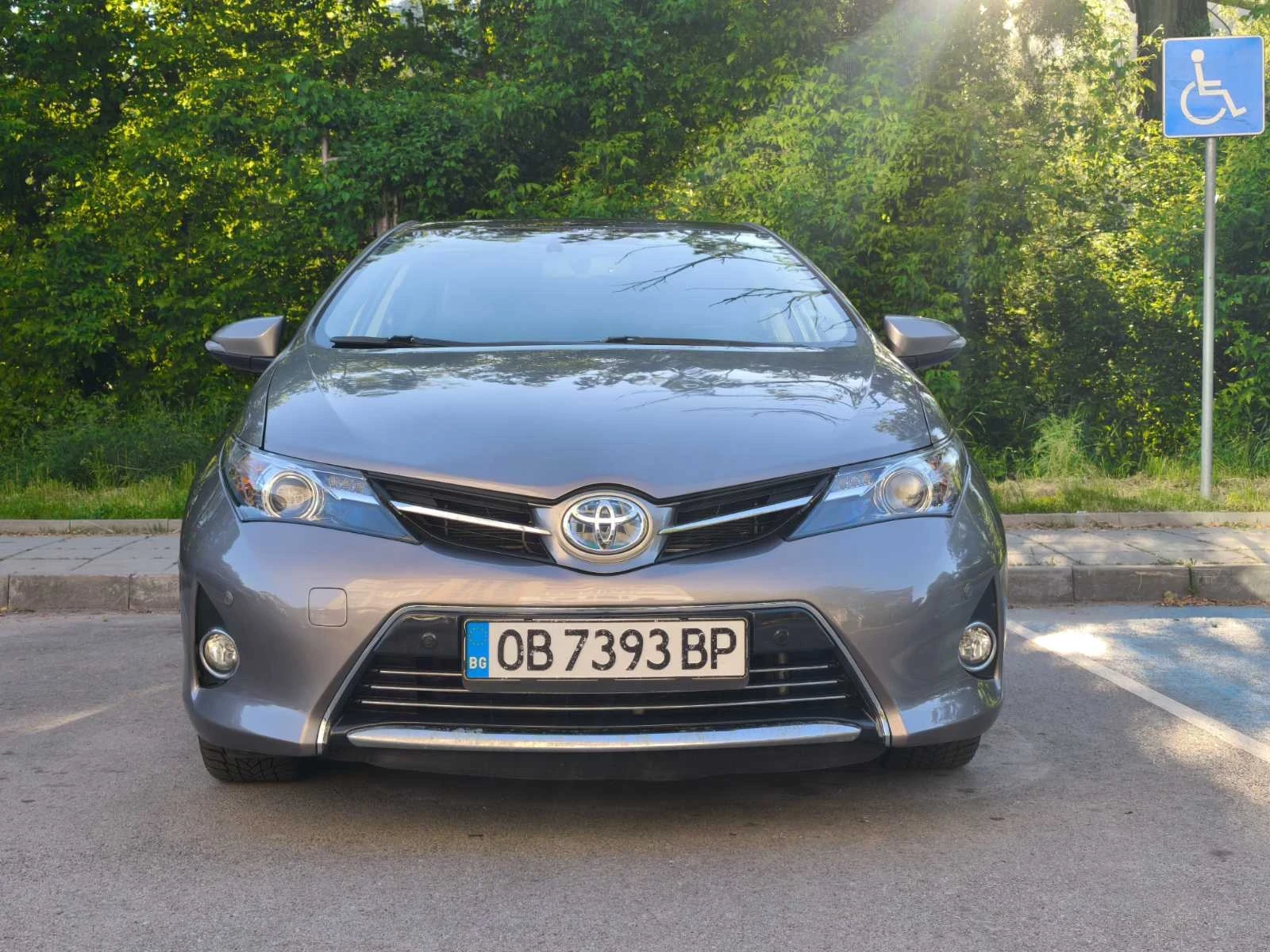 Toyota Auris, снимка 2 - Автомобили и джипове - 54697988