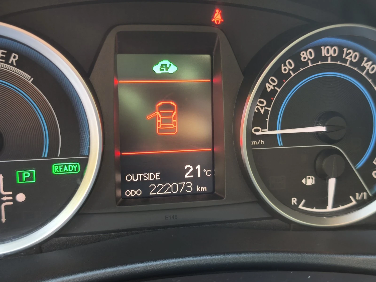 Toyota Auris, снимка 8 - Автомобили и джипове - 54697988