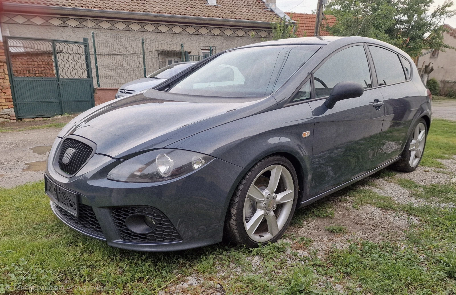 Seat Leon FR 2.0 TDI 170k.c., снимка 7 - Автомобили и джипове - 54806618