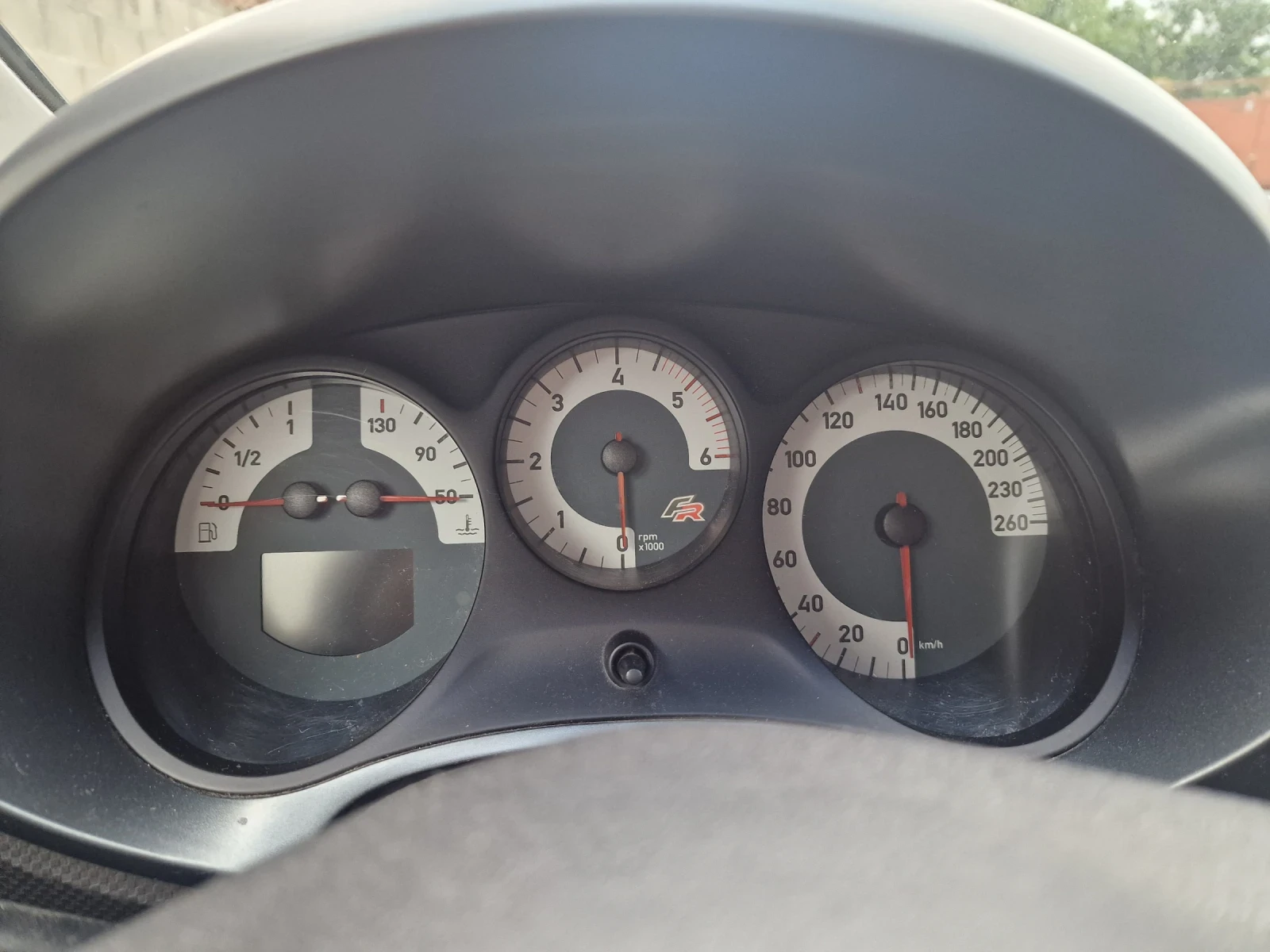 Seat Leon FR 2.0 TDI 170k.c., снимка 9 - Автомобили и джипове - 54806618