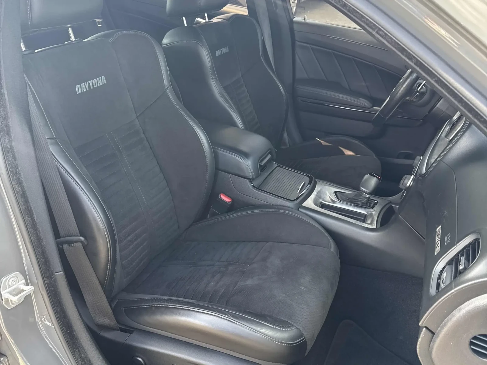 Dodge Charger R/T RWD * МЪРТВА ТОЧКА * ОБДУХВАНЕ * CARFAX, снимка 10 - Автомобили и джипове - 54811888