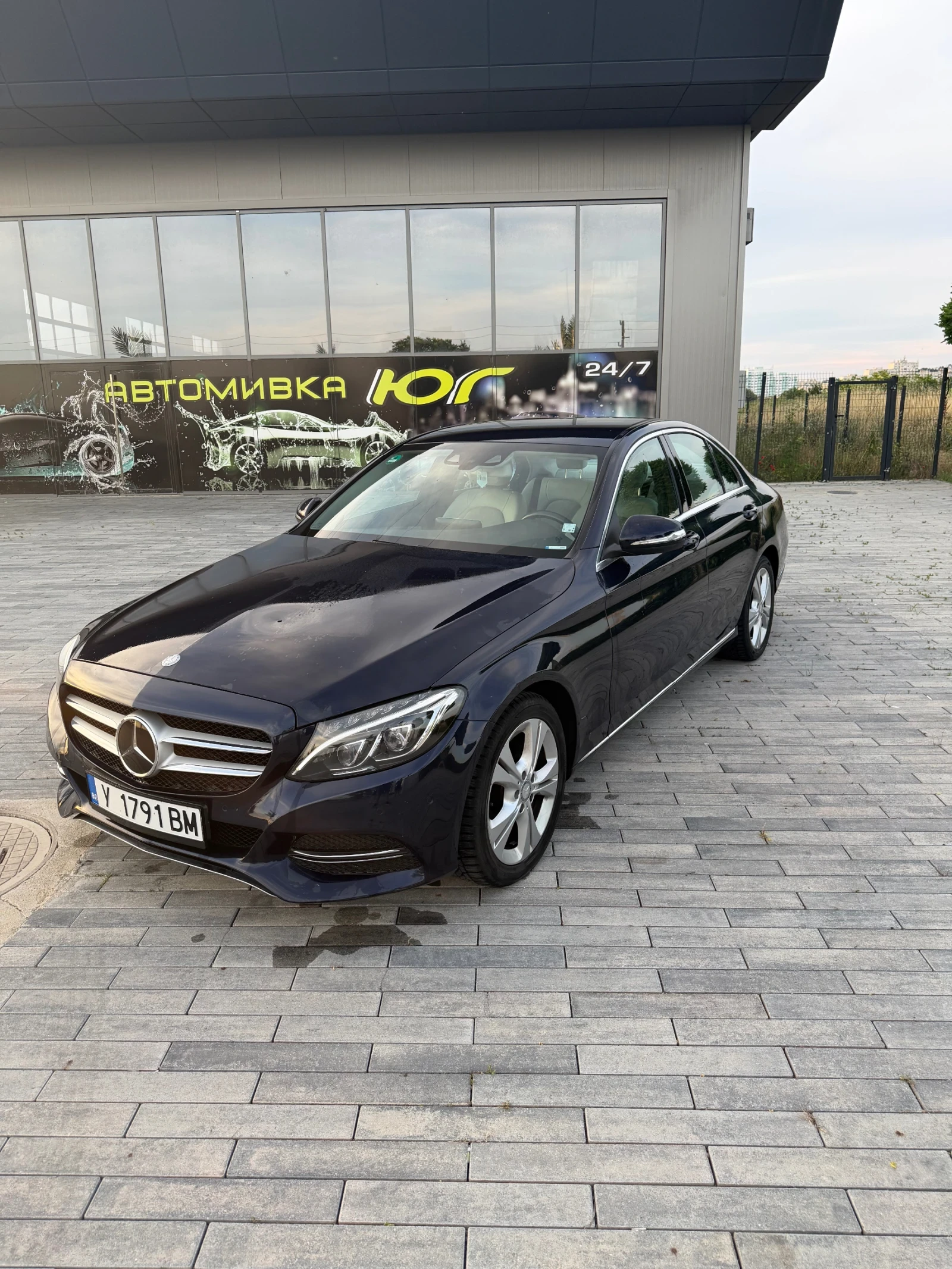 Mercedes-Benz C 220 170hp 7G tronic DISTRONIC BURMESTER, снимка 3 - Автомобили и джипове - 54874493