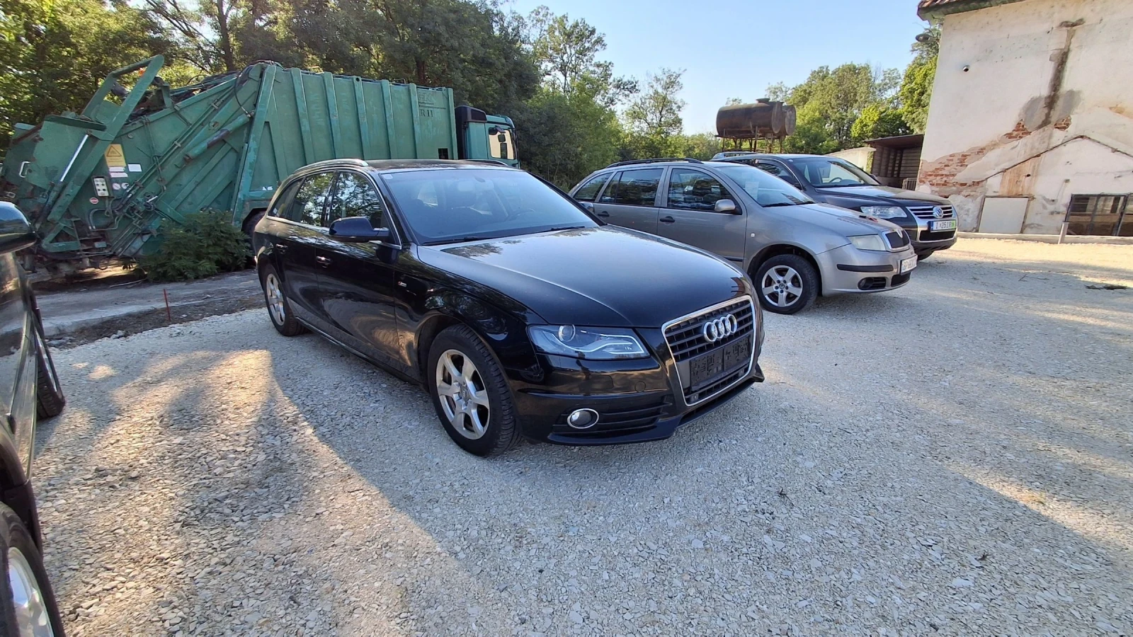 Audi A4 2.0tdi, снимка 4 - Автомобили и джипове - 55244344