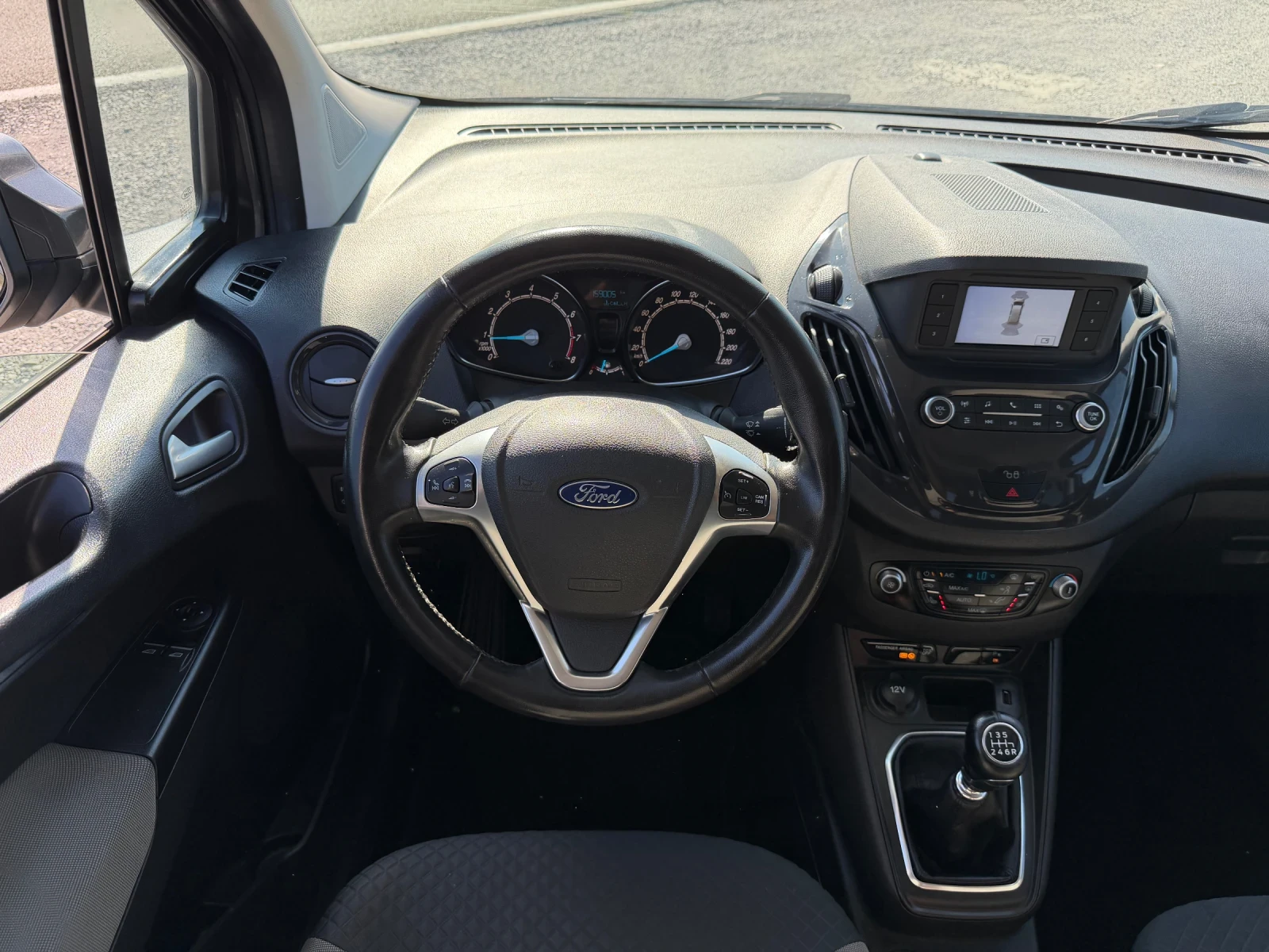 Ford Courier TOURNEO FACELIFT 1.0i TITANIUM EURO 6.2 TUV, снимка 13 - Автомобили и джипове - 55541222