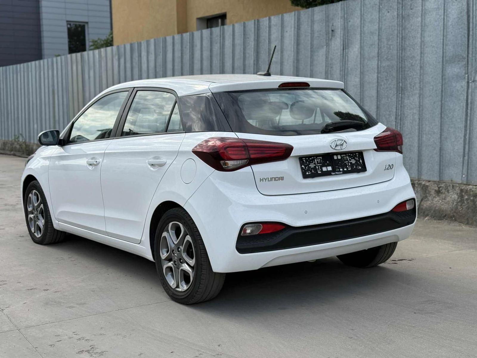 Hyundai I20 1.2i EURO 6D //НА ЧАСТИ, снимка 6 - Автомобили и джипове - 55569490