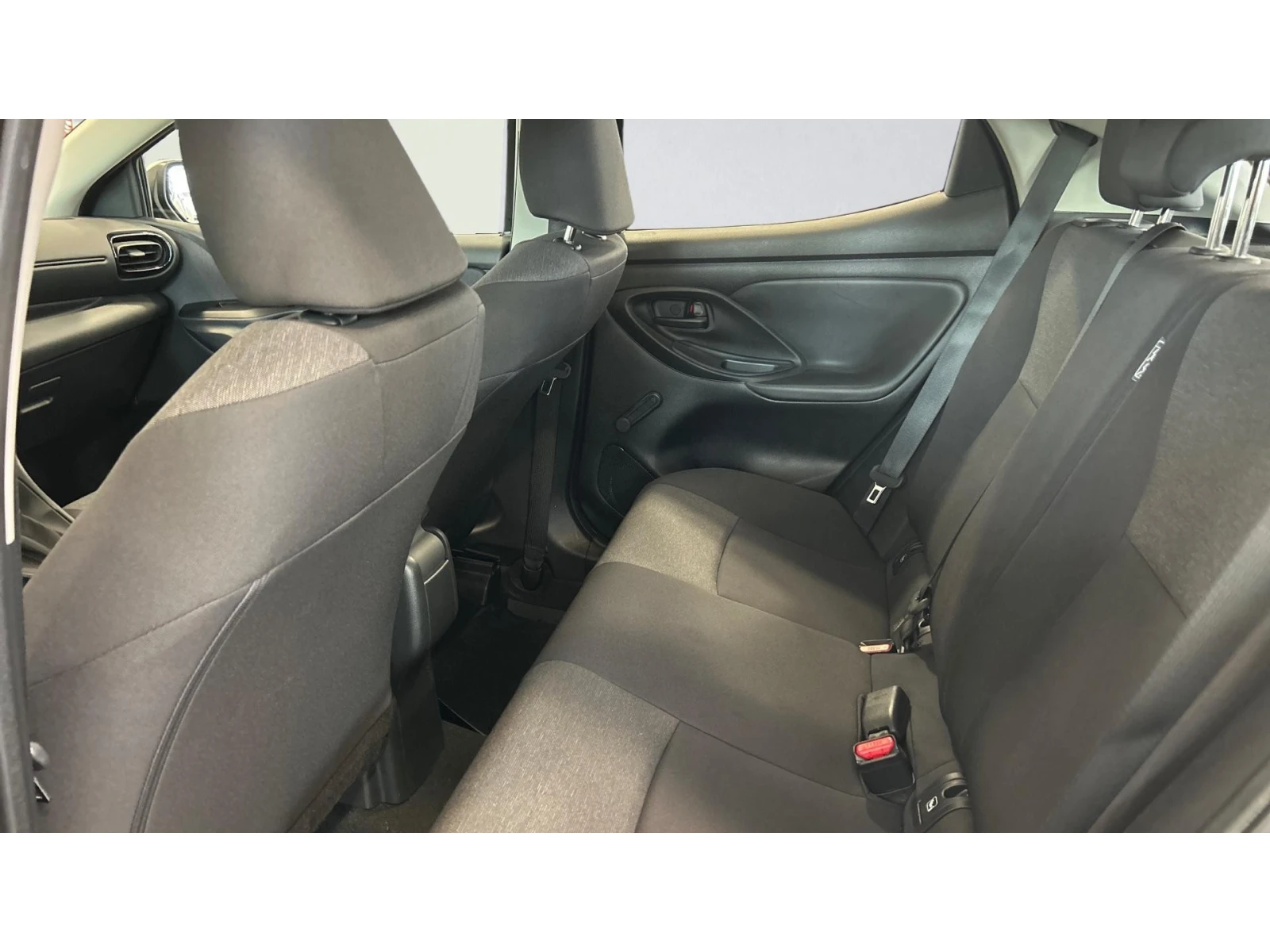 Toyota Yaris ������� ������ �� 200   | Mobile.bg � ����������� 11